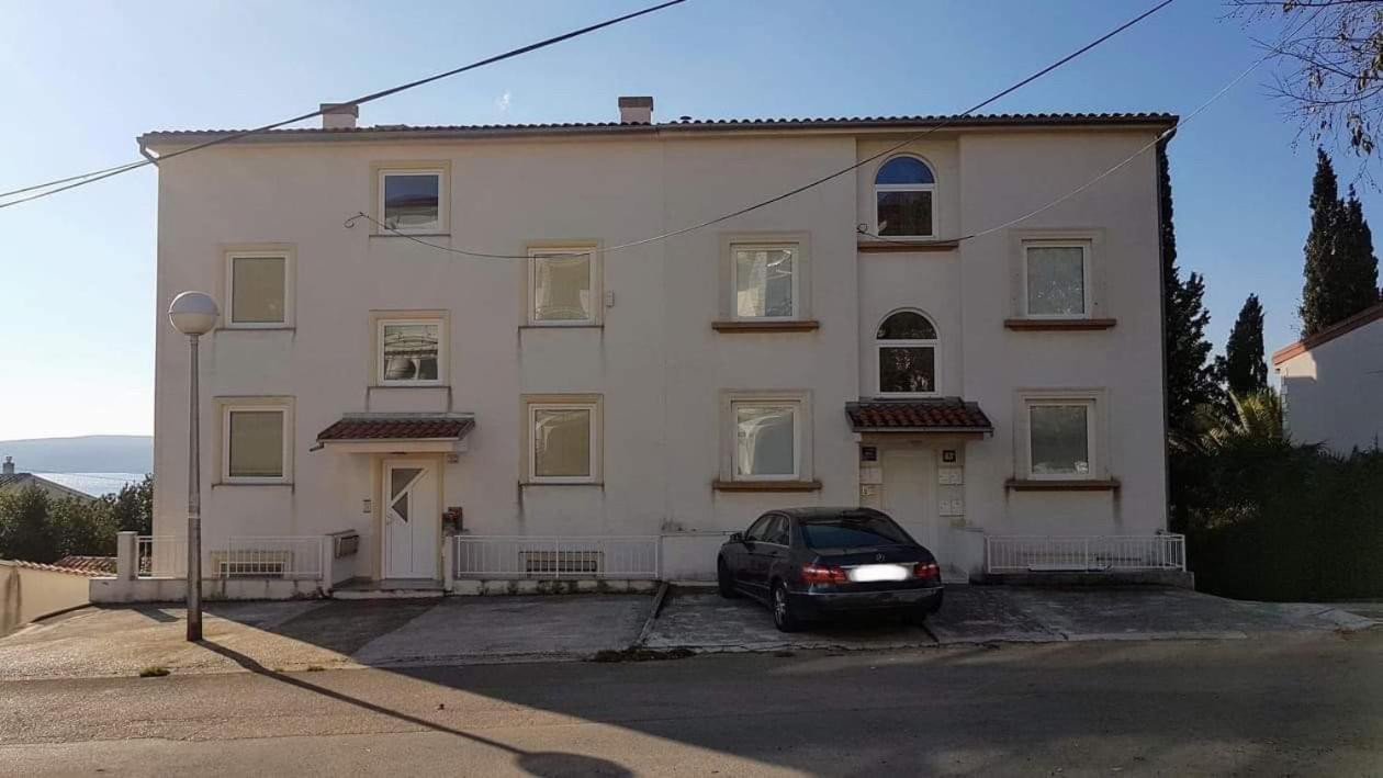 Apartment Zara Dramalj Ngoại thất bức ảnh